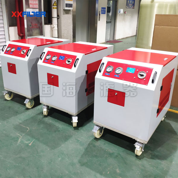 移動(dòng)式箱式液壓油濾油機60L/min